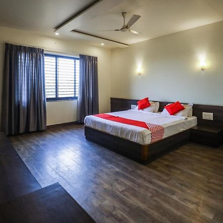 Hotel The Cult Гублі Екстер'єр фото