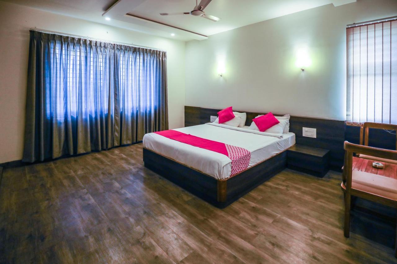 Hotel The Cult Гублі Екстер'єр фото